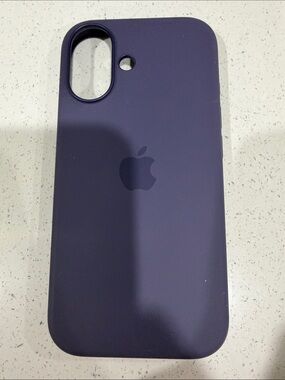 iPhone 17 Apple Silicone iPhone Case - Purple